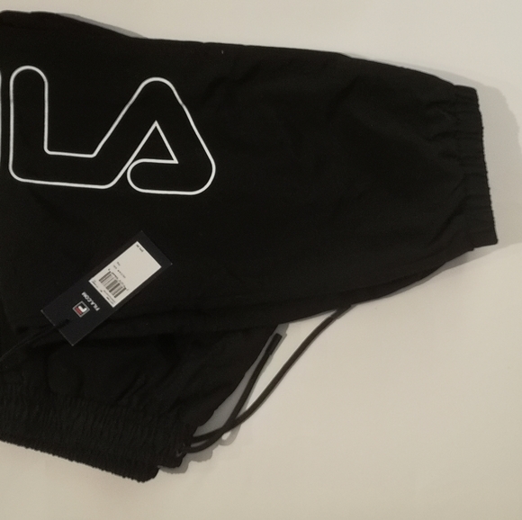 π―ππ΄ββοΈFILA WIND BREAKER - Picture 3 of 9